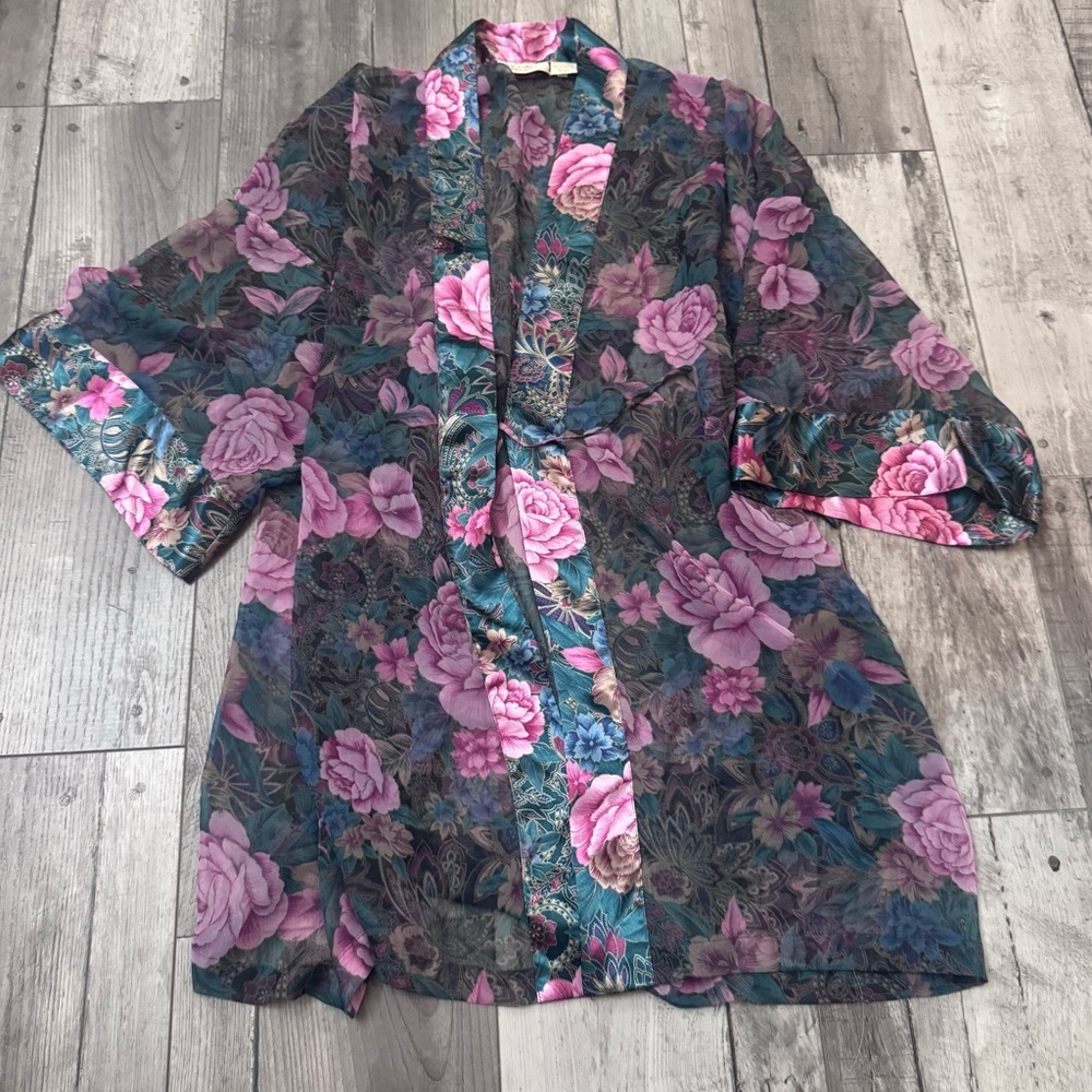 Vintage Gold Label Victoria’s Secret Rose Floral Kimono Robe No Belt Sheer OS